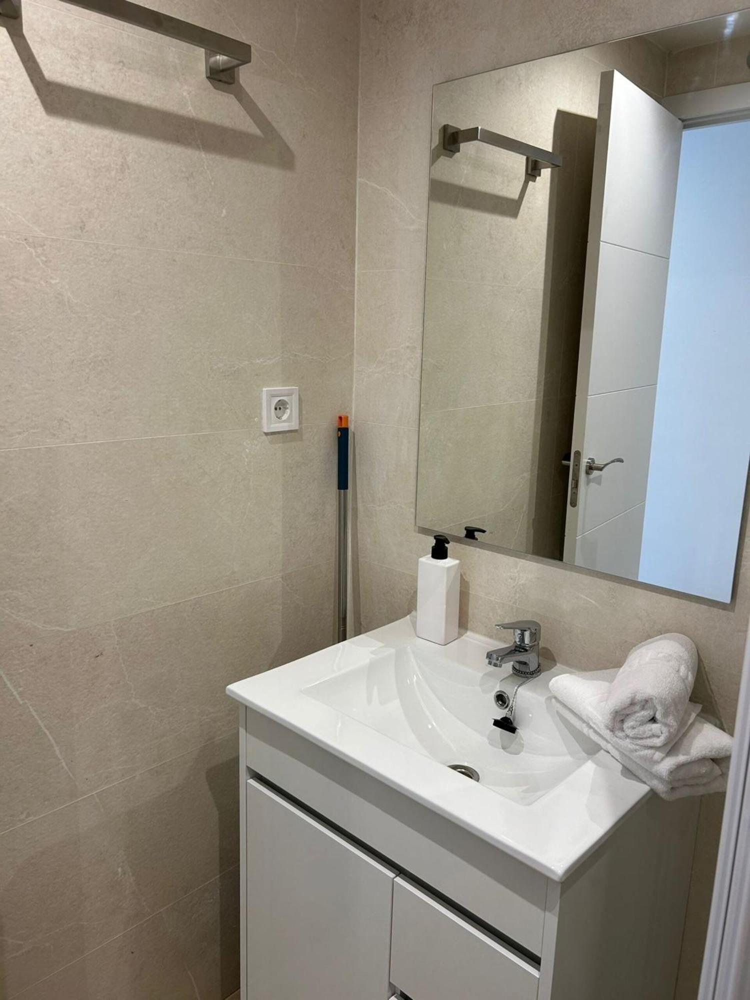S6 Apartamento Nuevo, 马德里 外观 照片